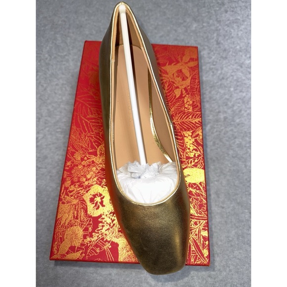 Women's Gold Metallic Round Toe Low Block Heel Pumps – Size 8 - Picture 3 of 7